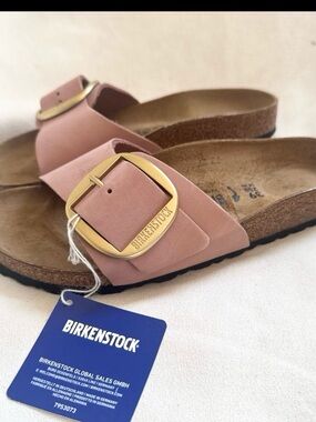 Birkenstock Women's Madrid Big Buckle Soft Footbed Sandal in size 39 NWT